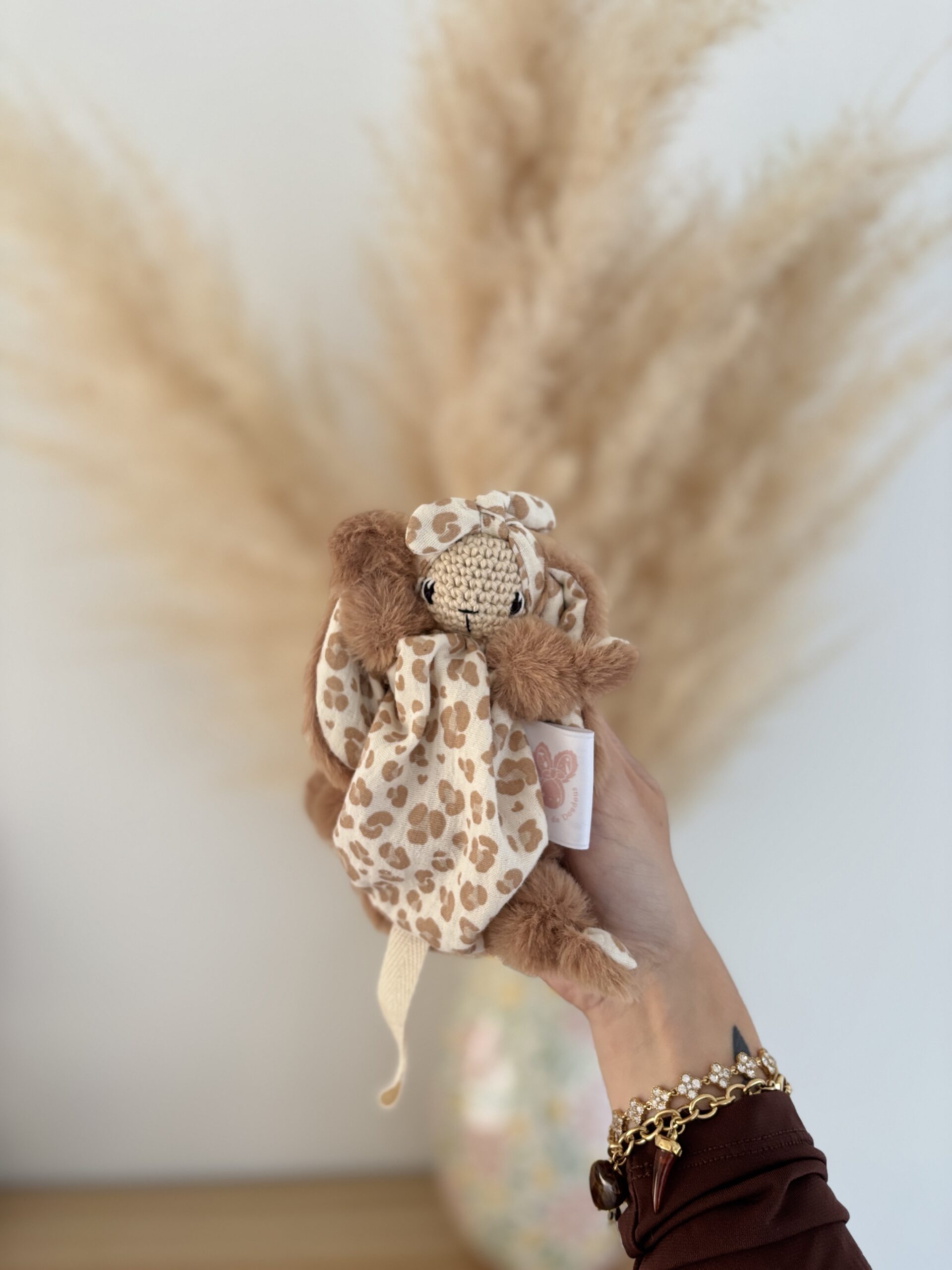 Personnalise ta mini Lucienne attache-tétine