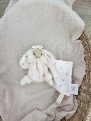 Mini Lucienne et son lange Millie