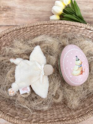 Mini Olga "vichy jaune" dans son oeuf de Pâques